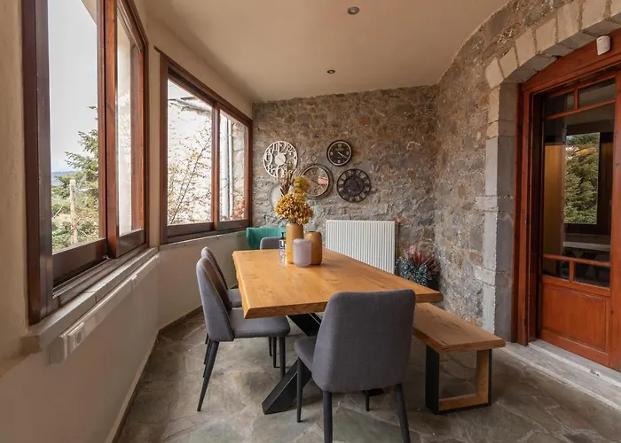 παραδοσιακός βαμβακούς * Vamvakou