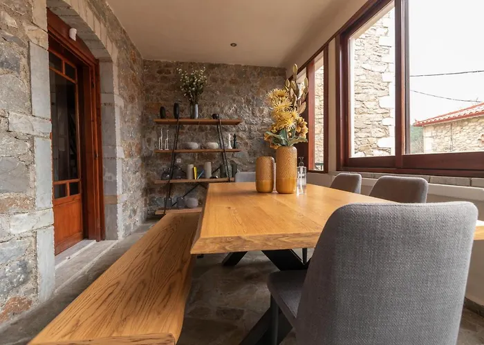 παραδοσιακός βαμβακούς * Vamvakou